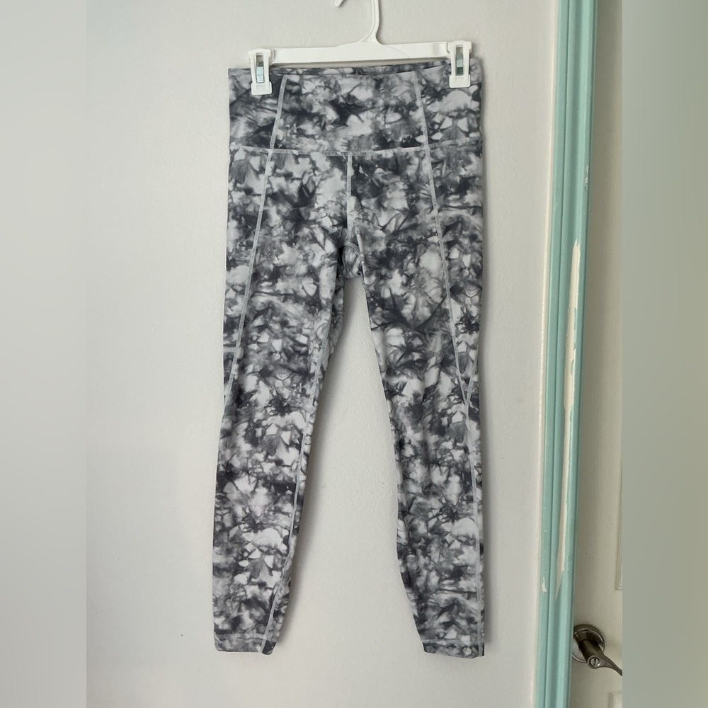 Athleta Black and White Tie-Dye Leggings Sz S